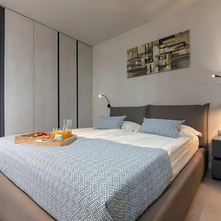 Holiday home Ruzic Babici